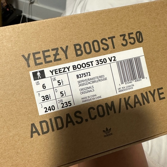 Yeezy frozen yellow - Picture 6 of 6